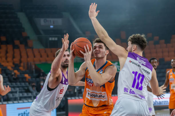 队进攻体系 队进攻体系