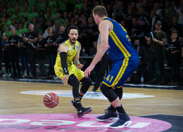 这场比赛中 这场比赛中